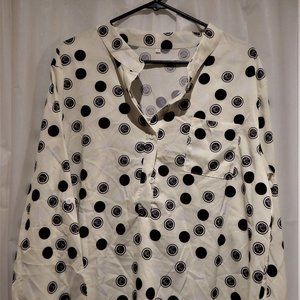 BLOUSE, DRESSY PLUS SIZE POLKA DOTS LONG SLEEVES Good Used Condition 2X